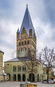德国 塞斯特 圣帕托勒斯大教堂历史教会大教堂建筑旅游地标绿色历史性石头砂岩图片