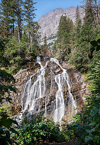 加拿大艾伯塔Waterton湖国家公园生物目的地风景全景城市旅行瀑布环境植被远足图片