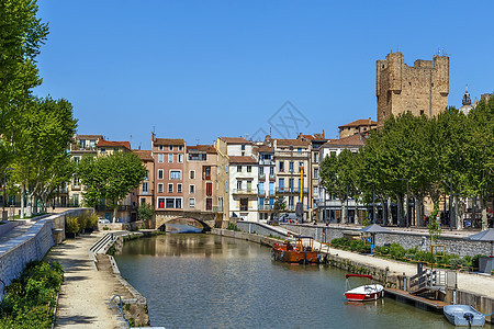 法国Narbonne 法国罗宾纳运河历史性建筑学蓝色天空城市地标景观旅游渠道旅行图片