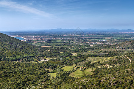 西班牙Roses地区的地貌景观图片