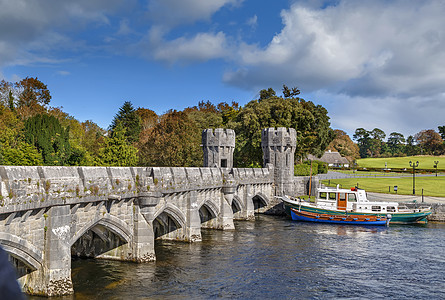 爱尔兰阿什福德城堡附近桥图片