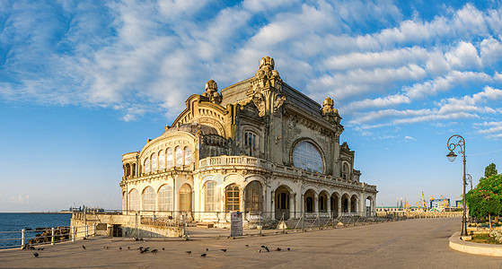 罗马尼亚康斯坦达的老赌场建筑庭院纪念碑正方形旅游建筑学海岸港口灯塔旅行图片