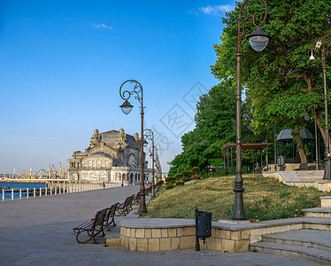 罗马尼亚君士坦塔市的银行业建筑学正方形庭院旅游海岸纪念碑城市长廊旅行全景图片