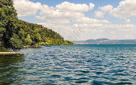 意大利布拉卡诺湖的展望图片