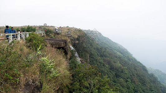 Wah Kaba 瀑布 Cherrapunji 印度梅加拉亚邦 2019 年 5 月Wakaba 是一个层叠的瀑布 从陡峭的岩壁图片