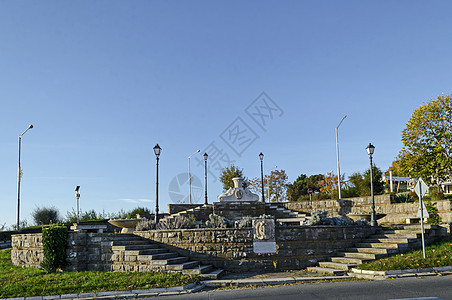 黑海沿岸古城与新镇内瑟巴之间的边界景象海岸旅游大街文化建筑酒店建筑学蓝色景观爬坡图片