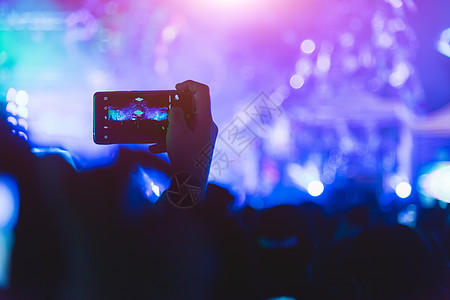 活动人士现场视频音乐音乐音乐音乐会夜生活乐趣岩石技术派对拍照手机照片扇子居住图片