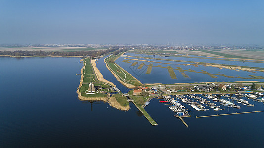 荷兰阳光明媚日传统杜丘风车 自然b图片