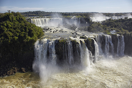 Iguazu瀑布的景象 自然七大奇迹之一图片