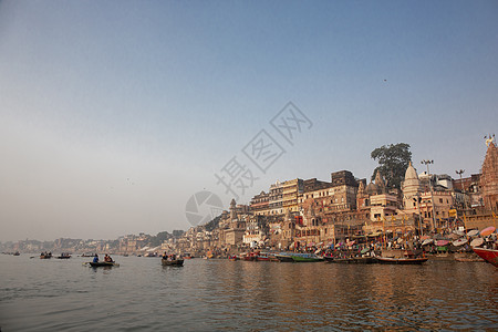 Varanasi 印度古城建筑 日光时全景图片