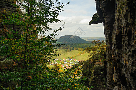 秋天风景  所有美丽的彩色爬坡旅行树木木头岩石石头树叶公园全景国家图片