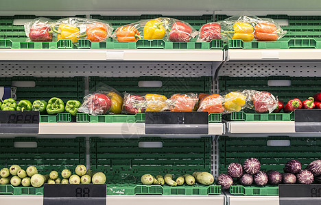 超市的水果和蔬菜摊位生产绿色购物销售食物市场杂货店店铺红色图片