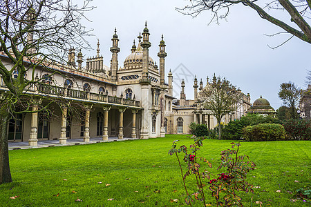 英国布赖顿的皇家王室传说草地情调亲王建筑学住宅风格建筑旅游英语柱子图片