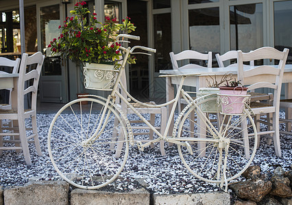 白色旧自行车篮子城市车轮运输旅行古董街道座位黑色图片