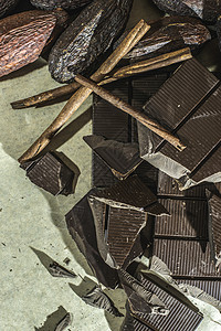 巧克力棒压碎牛奶美食小吃可可诱惑甜点食物饮食糖果营养图片