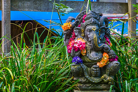 美丽的加内沙雕塑 印度大象神 精神花园装饰图片
