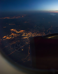 空中飞机夜视运输空气喷射白色商业交通日落天空旅游蓝色图片