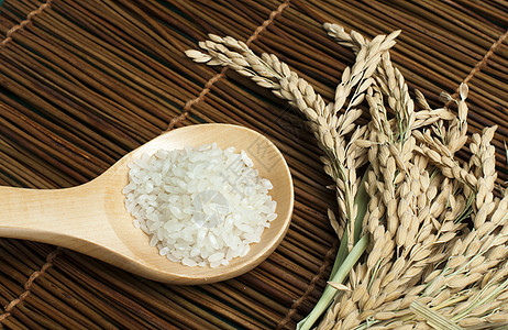 以木勺制成的稻谷秃顶美食香米勺子粮食饮食营养蔬菜烹饪种子文化图片
