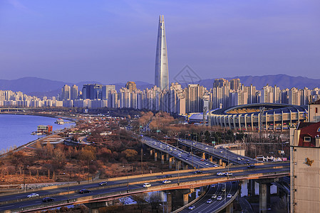 烧塔韩国首尔市天线首都反射天空建筑天际城市日落地标场景景观背景