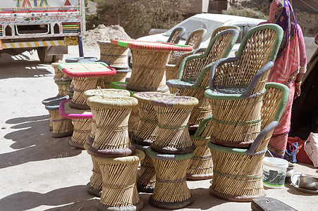 环保手工艺品多用途手杖吧凳民族穆达椅 手工制作的传统现代坚不可摧的 Canewood 自助餐厅凳子家具 用于室内和室外家具陈列 图片