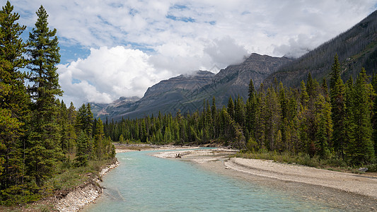 加拿大不列颠哥伦比亚省Kootenay国家公园假期生物溪流旅游远足荒野目的地全景农村城市图片