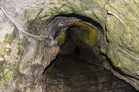 洞穴是俄罗斯索契市附近一个里程碑 2019年10月27日公园风景考古石头古人景点岩石考古学山脉遗址图片