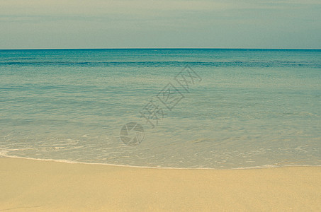 海滨海滩海洋旅游太阳白色蓝色海浪场景旅行天空海岸图片