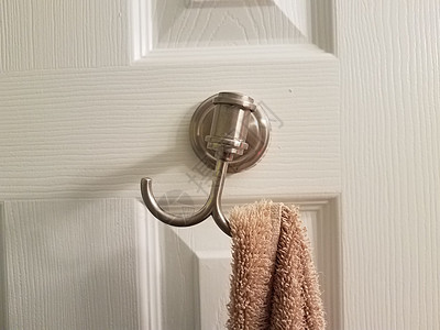 洗手间白色门上的金属毛巾衣架手巾纺织品织物持有者治具浴室卫生间图片