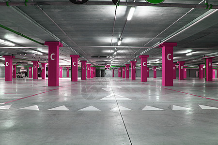 空的大型地下地下停车场公园中心交通车库筒仓商业概念公民图片