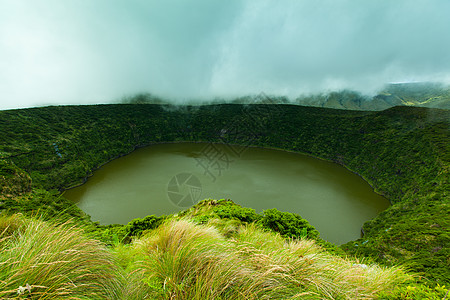 Lagoa Funda Flores 亚速尔群岛全景山脉池塘海洋地标草地场地陨石天线天空图片