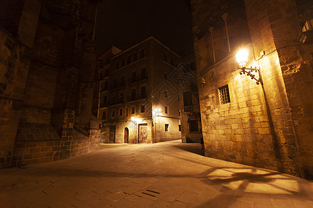 夜晚生于西班牙巴塞罗那 街灯照亮 夜间生于旅行建筑学地区灯笼城市老城蒂科街道旅游建筑图片