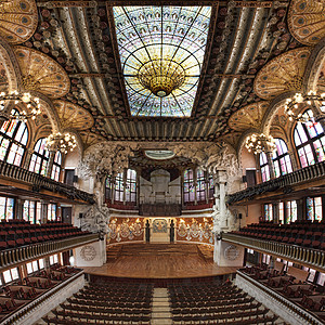 2014年在西班牙巴塞罗那的帕劳音乐会大厅举行 2014年玻璃戏剧性歌剧遗产艺术建筑音乐宫马赛克历史剧院图片