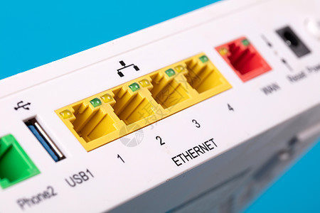 桌面家用 ADSL 调制解调器 选择性焦点白色adsl背景蓝色力量宽带数字电话用户线黑色背景图片