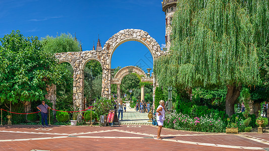 保加利亚拉瓦迪诺沃城堡公园的拱门文化吸引力建筑旅游雕塑全景堡垒建筑学风景教会图片