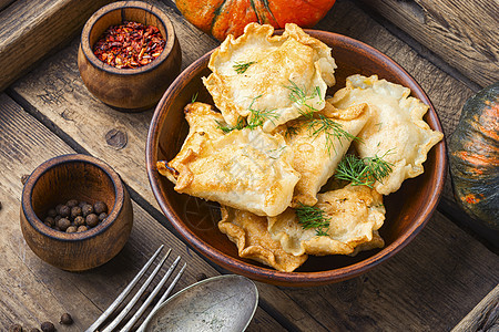 带南瓜的自制子香料乡村油炸午餐食物盘子食品蔬菜国家葫芦图片