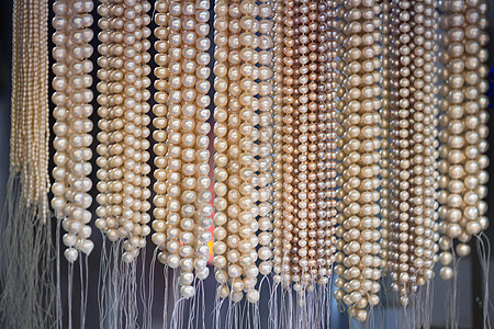 珍珠工艺以天然淡水珍珠为珠子 在市场上销售;背景