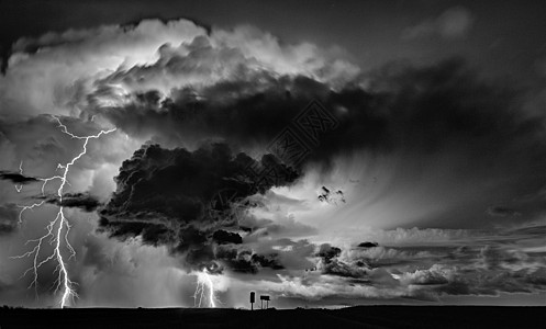 加拿大帕蕊雷风暴云天气戏剧性天空平原极端闪电气候农村雷雨危险图片