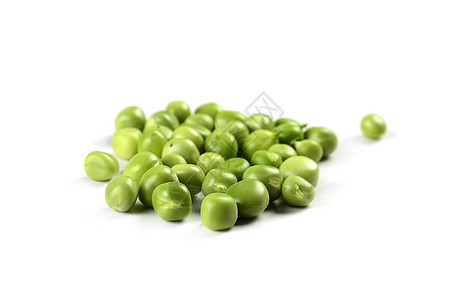 白色背景的白色盘子中的新鲜绿色青皮小吃产品蔬菜种子节食食物农业粮食养分营养图片