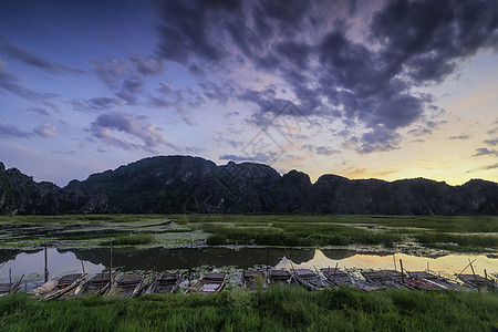越南宁平Van Long自然保护区有船的风景绿色碧洞场地旅游三谷土地天空游客农业自然图片