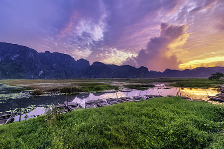 越南宁平Van Long自然保护区有船的风景农业绿色旅行湿地三谷场地游客自然旅游土地图片