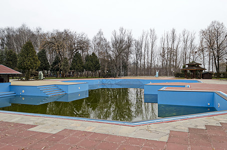 库布拉托夫村体育馆游泳池部分的景观村庄避暑全景建筑学壁龛液体蓝色反射别墅奢华图片