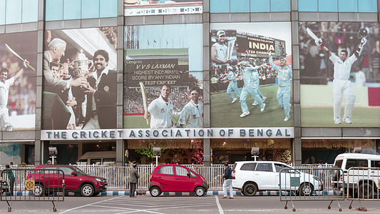 标志性板球场蟋蟀场的入口大门 IPL 特许经营加尔各答骑士队最古老的体育场馆 用于测试 ODI T20I 比赛 加尔各答 西孟加图片