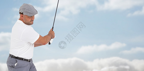 高尔夫球手击球的复合图像阳光娱乐活力俱乐部男性闲暇专注绘图运动员高尔夫球服图片