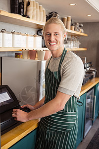 服务员微笑的肖像工人款待咖啡店服务食堂男性男人职业金发女郎机器图片