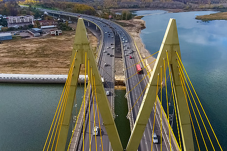 河上美丽的桥 电缆上的桥是罗阿的天空蓝色建筑建筑学交通旅行日落建造城市金属图片