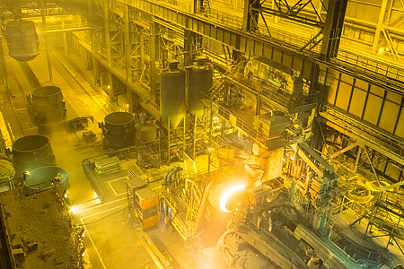 电弧炉 钢熔厂金属男人工作环境力量制造业制造商起重机钢铁商业图片