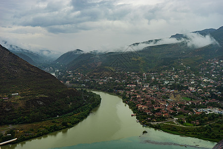 Mtskheta 的著名景色地标旅行宗教教会城市天空卡片装饰首都大教堂图片