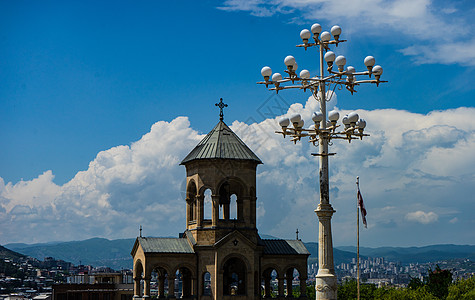 第比利斯市风景大教堂城市同巴中心图片