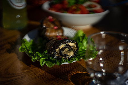 传统地理烹饪乡村桌子坚果盘子食物蔬菜茄子厨房美食油炸图片