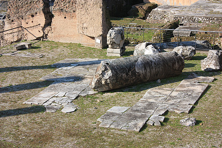 罗马和在帝国论坛中美丽的历史细节历史性景观柱子石头文化遗产全景古董观光旅游图片